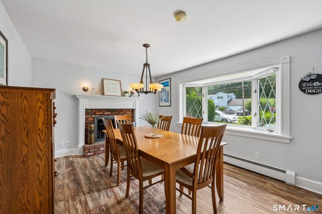 21 Friendly Road, Norwalk, CT 06851