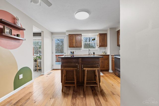 2042 Stratford Court, Loveland, OH 45140