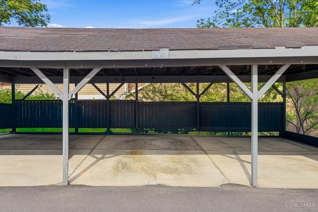 2042 Stratford Court, Loveland, OH 45140