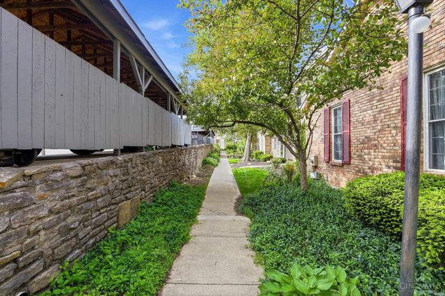 2042 Stratford Court, Loveland, OH 45140