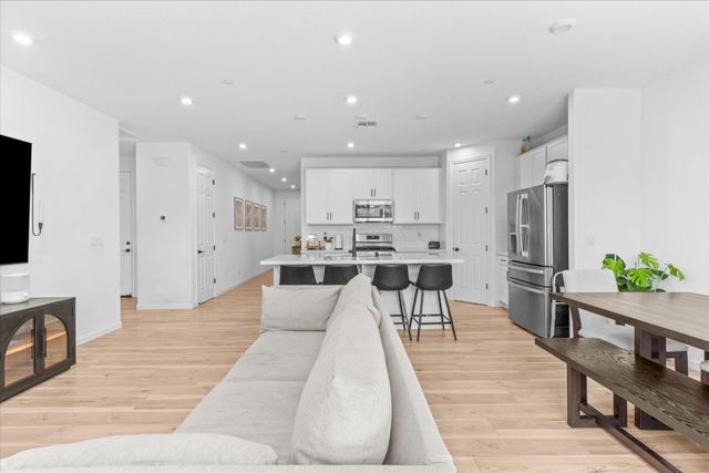 4155 Affirmed Dr, Olivehurst, CA 95961