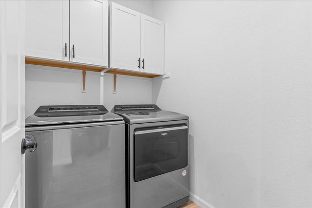 4155 Affirmed Dr, Olivehurst, CA 95961