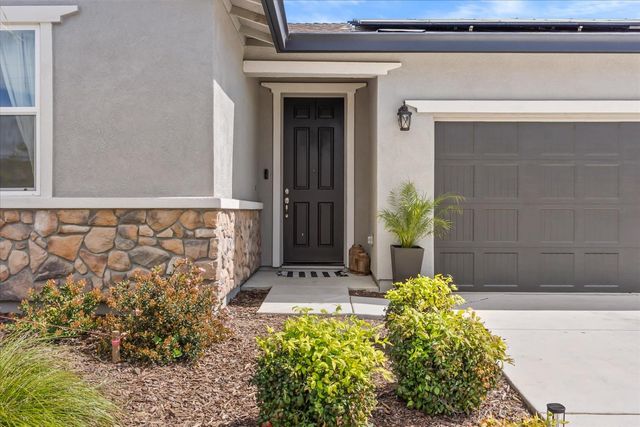 4155 Affirmed Dr, Olivehurst, CA 95961