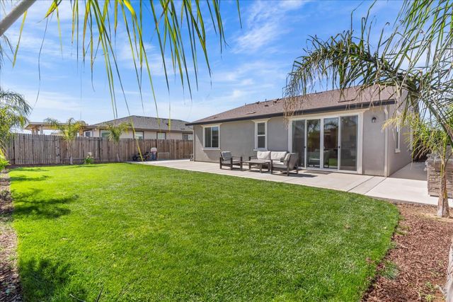 4155 Affirmed Dr, Olivehurst, CA 95961