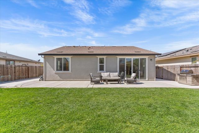 4155 Affirmed Dr, Olivehurst, CA 95961