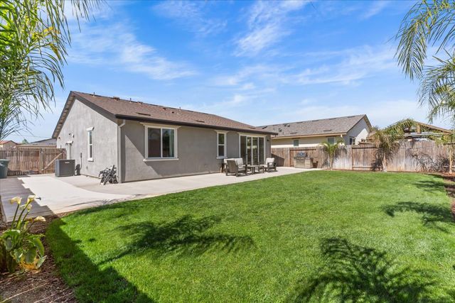 4155 Affirmed Dr, Olivehurst, CA 95961