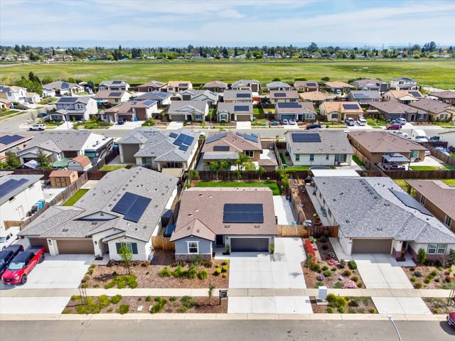 4155 Affirmed Dr, Olivehurst, CA 95961