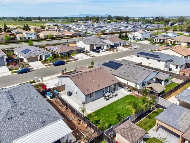 4155 Affirmed Dr, Olivehurst, CA 95961