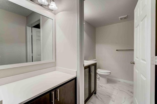 4685 N Haverhill Road B11, West Palm Beach, FL 33417