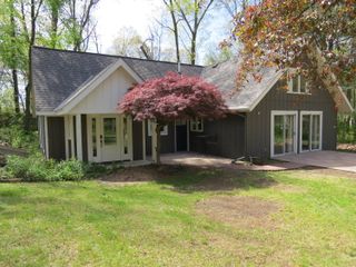 1812 Tomahawk Trail, Valley Twp, MI 49010