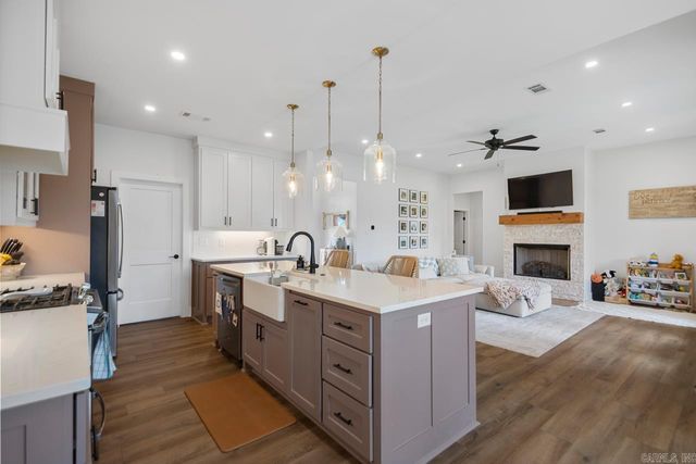 1001 Cambri Lane, Hensley, AR 72065