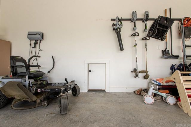 1001 Cambri Lane, Hensley, AR 72065