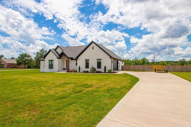 1001 Cambri Lane, Hensley, AR 72065