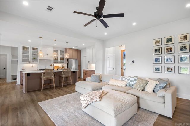 1001 Cambri Lane, Hensley, AR 72065