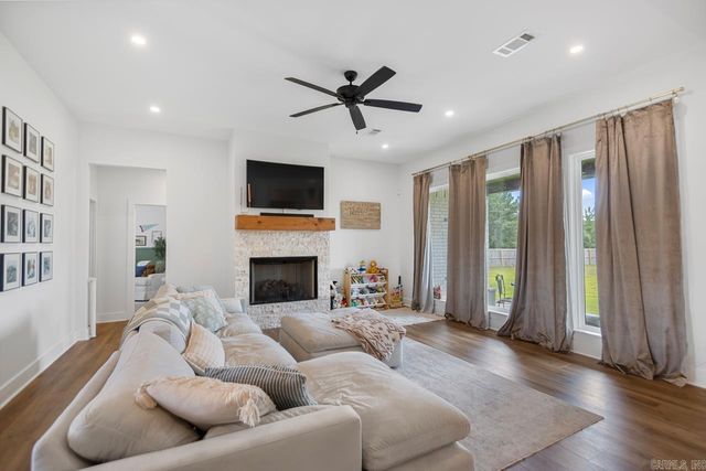 1001 Cambri Lane, Hensley, AR 72065