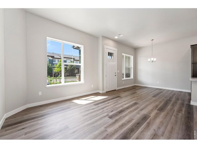 4107 North Park Dr, Loveland, CO 80538