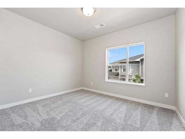 4107 North Park Dr, Loveland, CO 80538