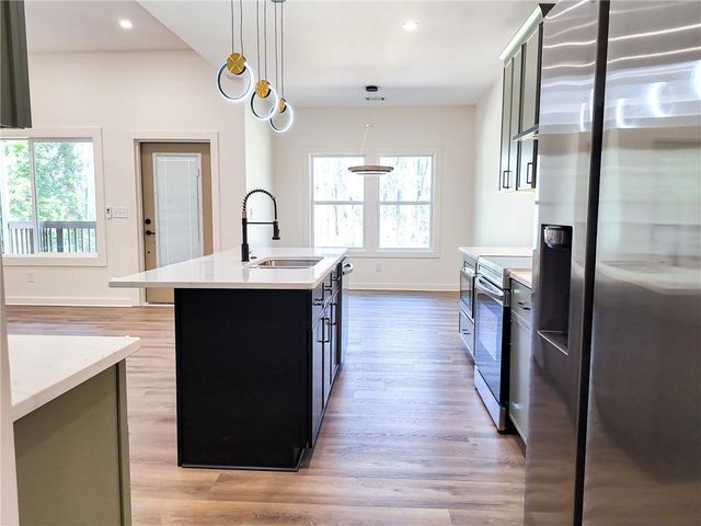 6138 Green Acres SW Drive, Covington, GA 30014