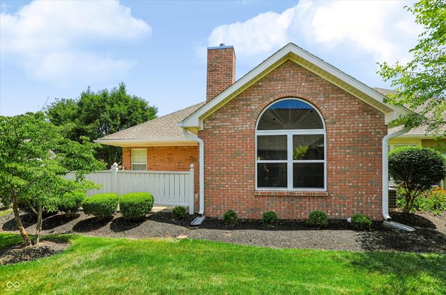 7335 Chapel Villas Lane B, Indianapolis, IN 46214