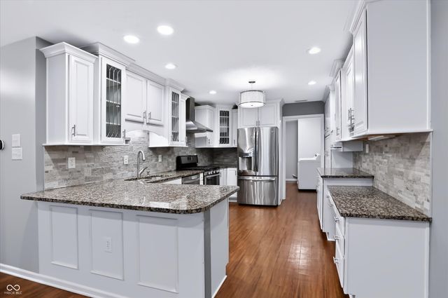 7335 Chapel Villas Lane B, Indianapolis, IN 46214