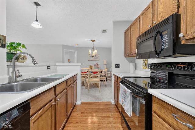 962 Lenox Lane 101, Carmel, IN 46032