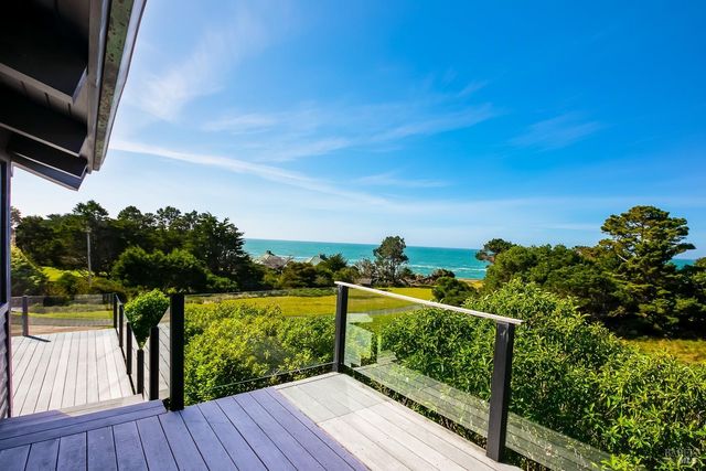 45460 Indian Shoals Rd, Mendocino, CA 95460