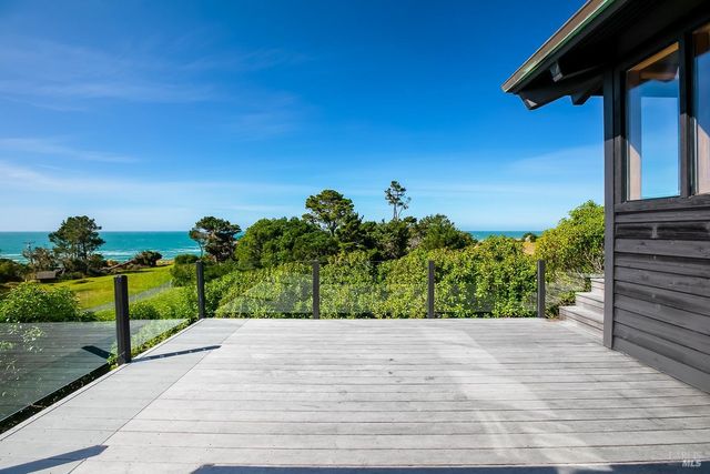 45460 Indian Shoals Rd, Mendocino, CA 95460