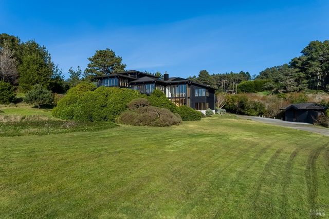 45460 Indian Shoals Rd, Mendocino, CA 95460