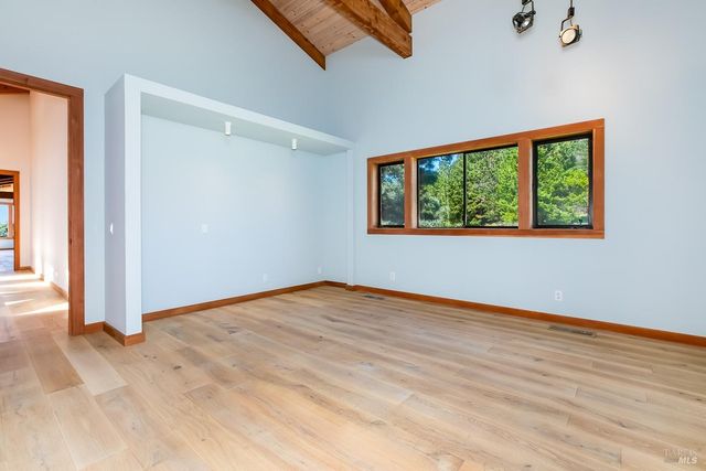 45460 Indian Shoals Rd, Mendocino, CA 95460