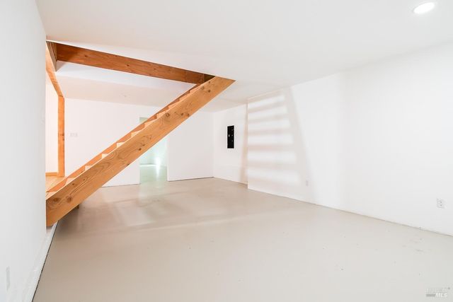 45460 Indian Shoals Rd, Mendocino, CA 95460