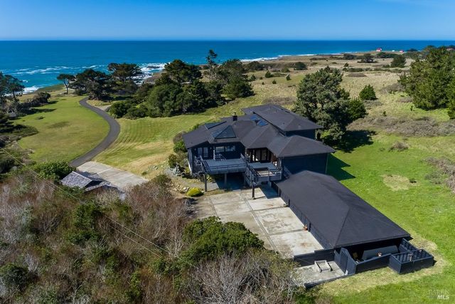 45460 Indian Shoals Rd, Mendocino, CA 95460