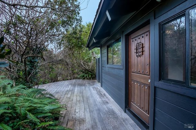 45460 Indian Shoals Rd, Mendocino, CA 95460