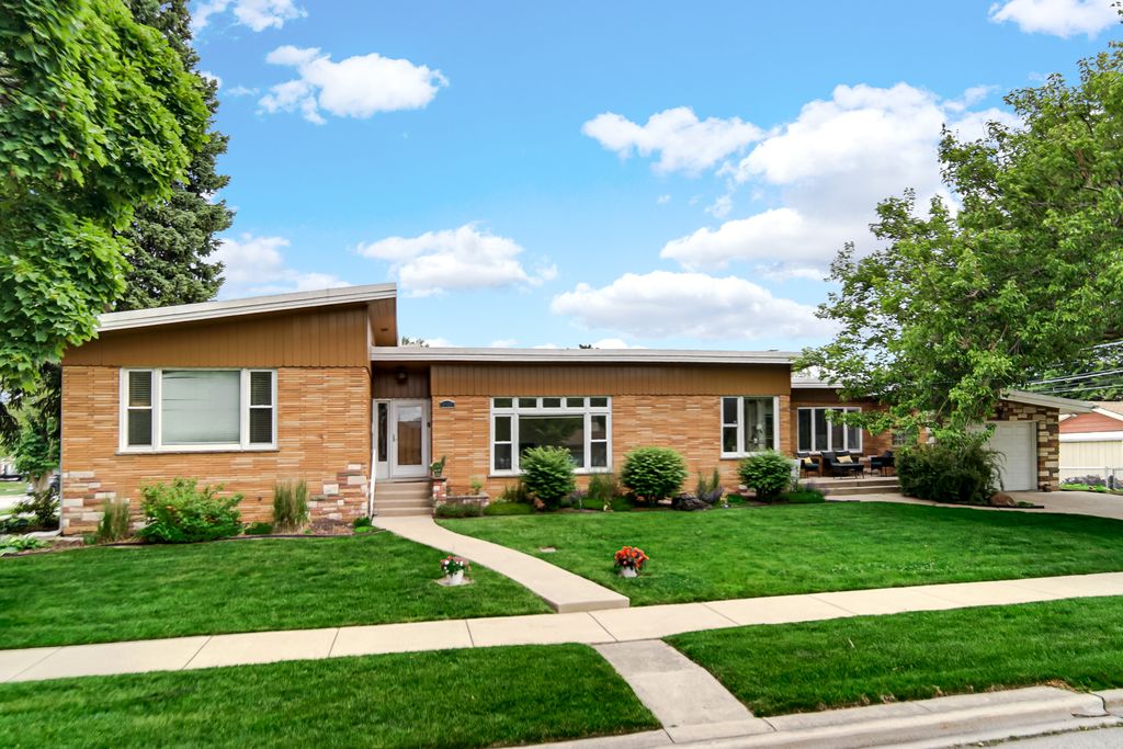 9157 S Avers Avenue, Evergreen Park, IL 60805 — exterior