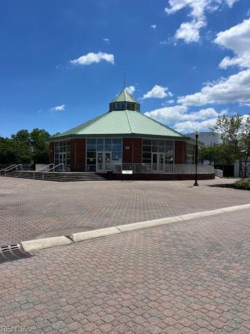 32 W Southampton AVE, Hampton, VA 23669