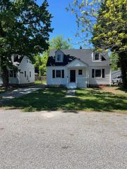 32 W Southampton AVE, Hampton, VA 23669