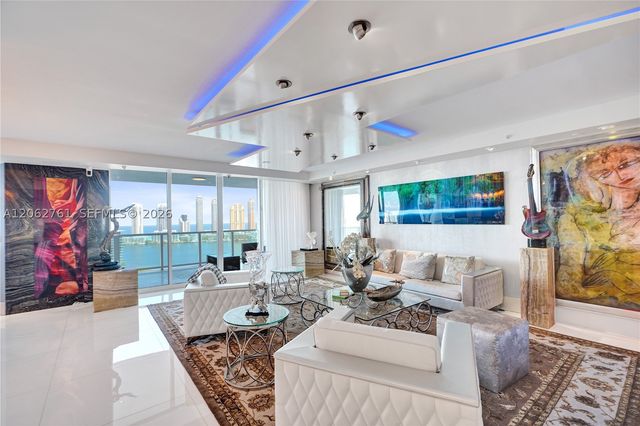 3201 NE 183rd St 2403, Aventura, FL 33160