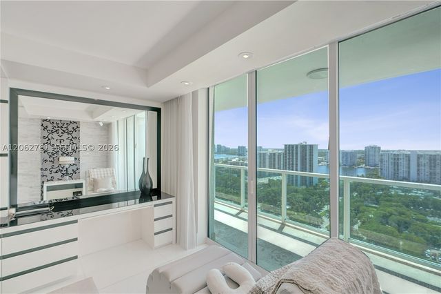 3201 NE 183rd St 2403, Aventura, FL 33160