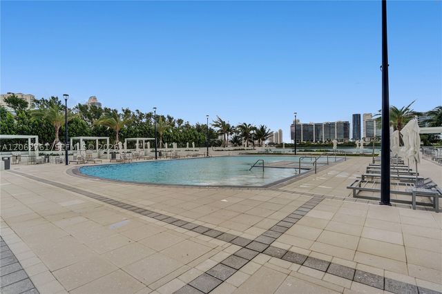 3201 NE 183rd St 2403, Aventura, FL 33160