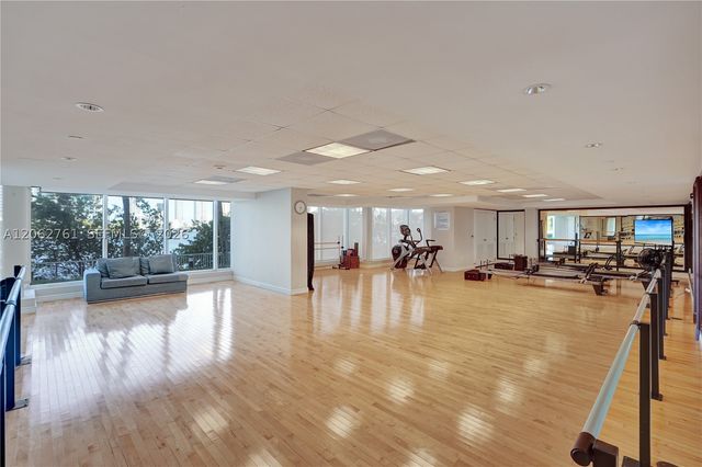 3201 NE 183rd St 2403, Aventura, FL 33160