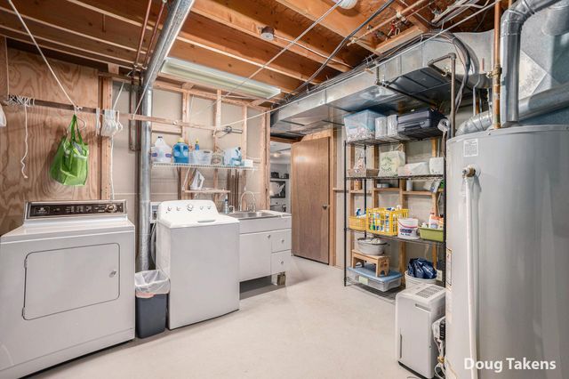 2267 Aimie Avenue SW, Byron Center, MI 49315