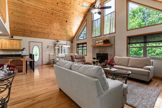 50 Laurel Oak Lane, Murphy, NC 28906