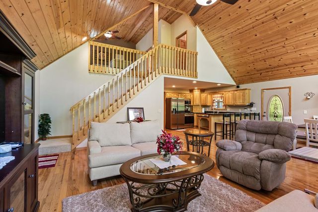 50 Laurel Oak Lane, Murphy, NC 28906