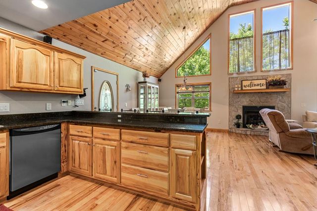 50 Laurel Oak Lane, Murphy, NC 28906