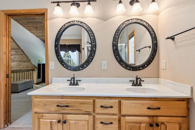 50 Laurel Oak Lane, Murphy, NC 28906