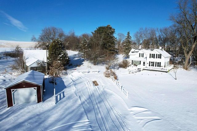 S3141 Natwick Road, Viroqua, WI 54665