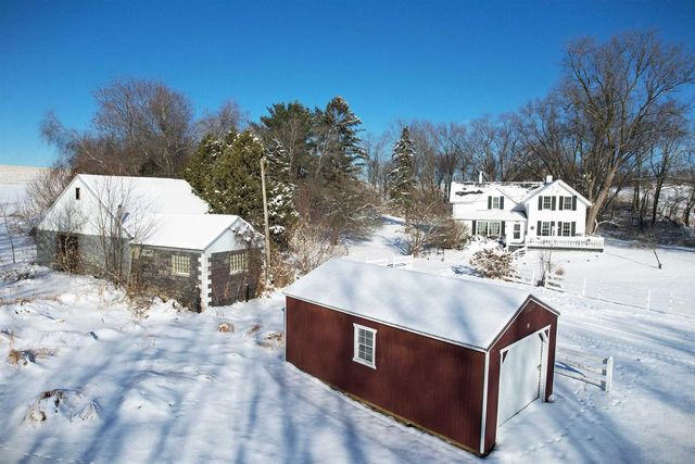 S3141 Natwick Road, Viroqua, WI 54665