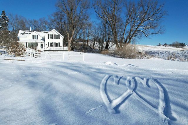 S3141 Natwick Road, Viroqua, WI 54665