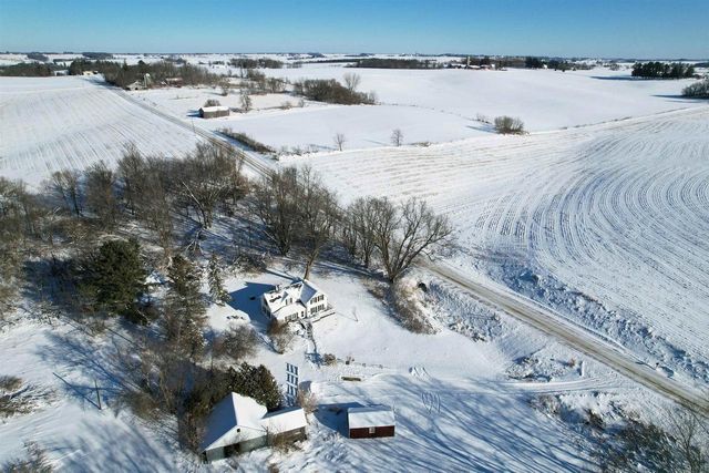 S3141 Natwick Road, Viroqua, WI 54665