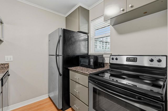 1422 Collier ST 203, Austin, TX 78704