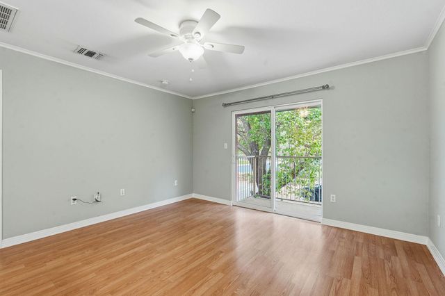 1422 Collier ST 203, Austin, TX 78704